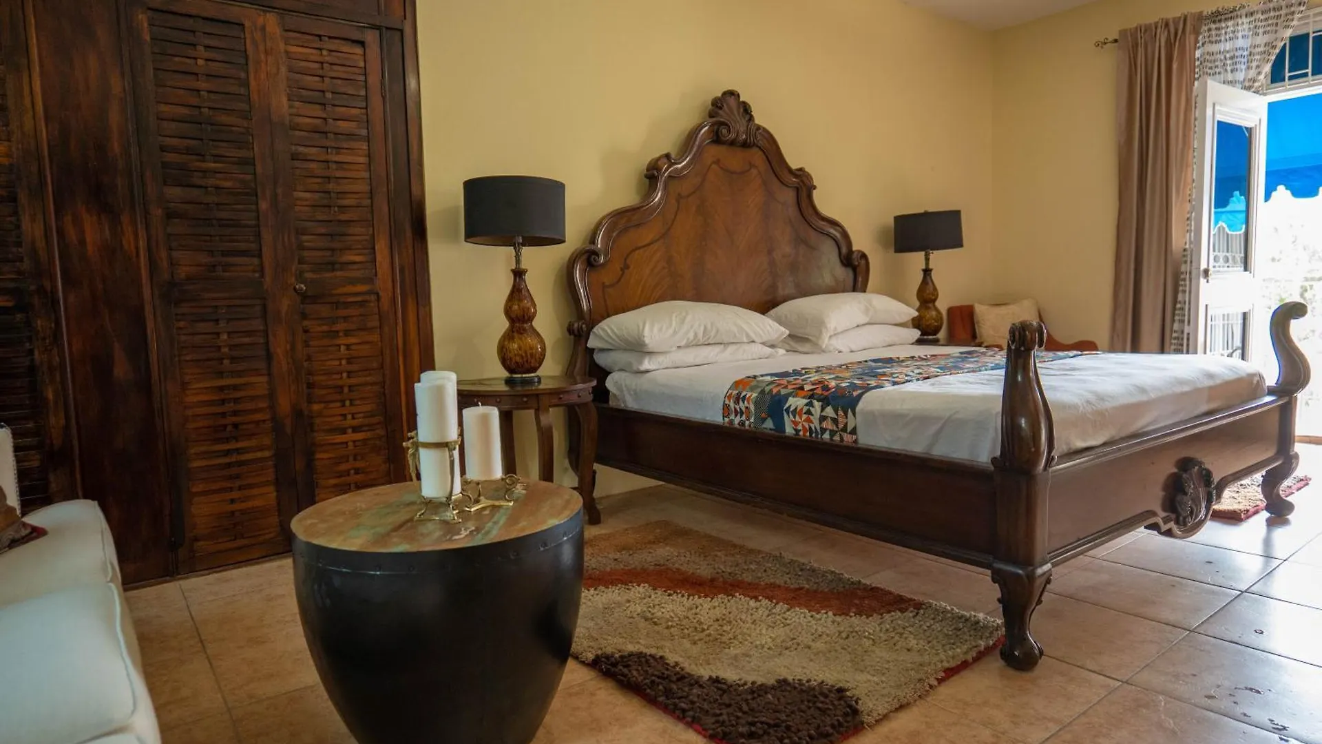 Apartment Kingston - 2 Beds - 2 Bathrooms - Pool - Parking